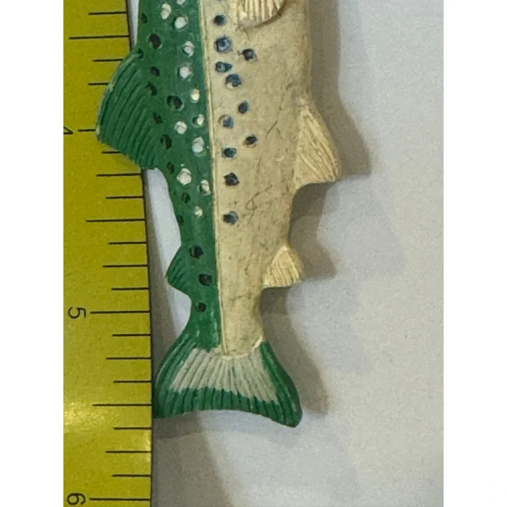 Vintage Trout Fish Keychain Green White Split Color Fishing Lure Style Charm